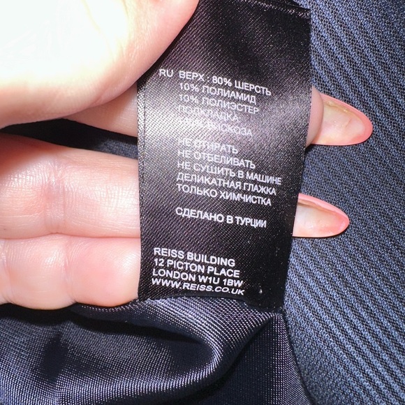 Reiss Solita Single Breasted Suit Blazer in Navy Pinstripe - Size 2 - Picture 7 of 7